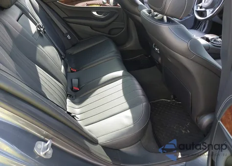 2017 Mercedes-Benz E 300 4Matic z USA, uszkodzony, nr VIN WDDZF4KB2HA228511